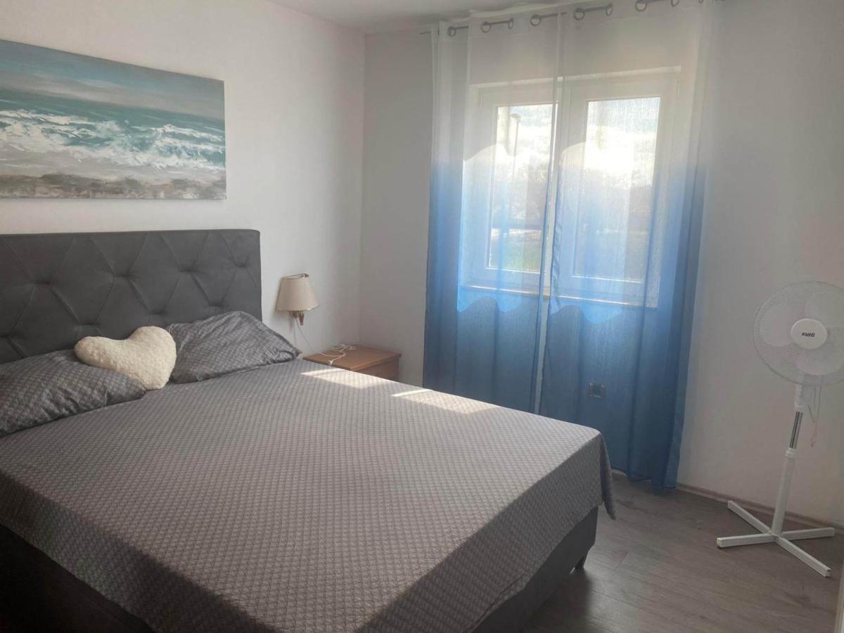 Apartmani Lucija Maslenica Luaran gambar