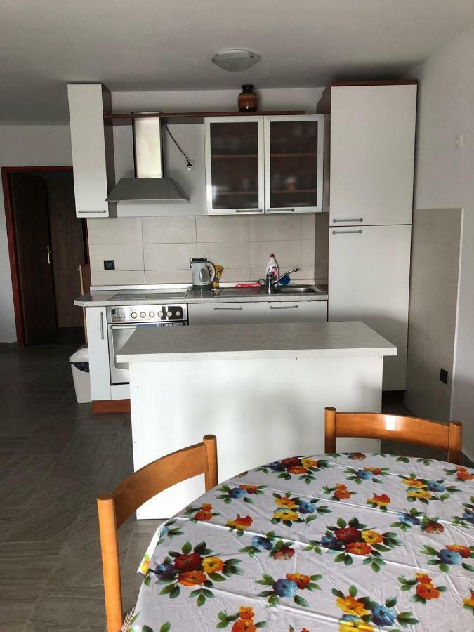 Apartmani Lucija Maslenica Luaran gambar